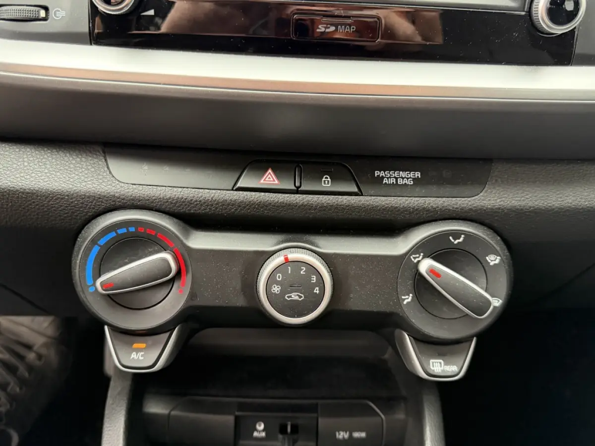 Stonic 1.0 T-GDi Dyn.Line | Airco | Cruise | Carplay | Camera achter