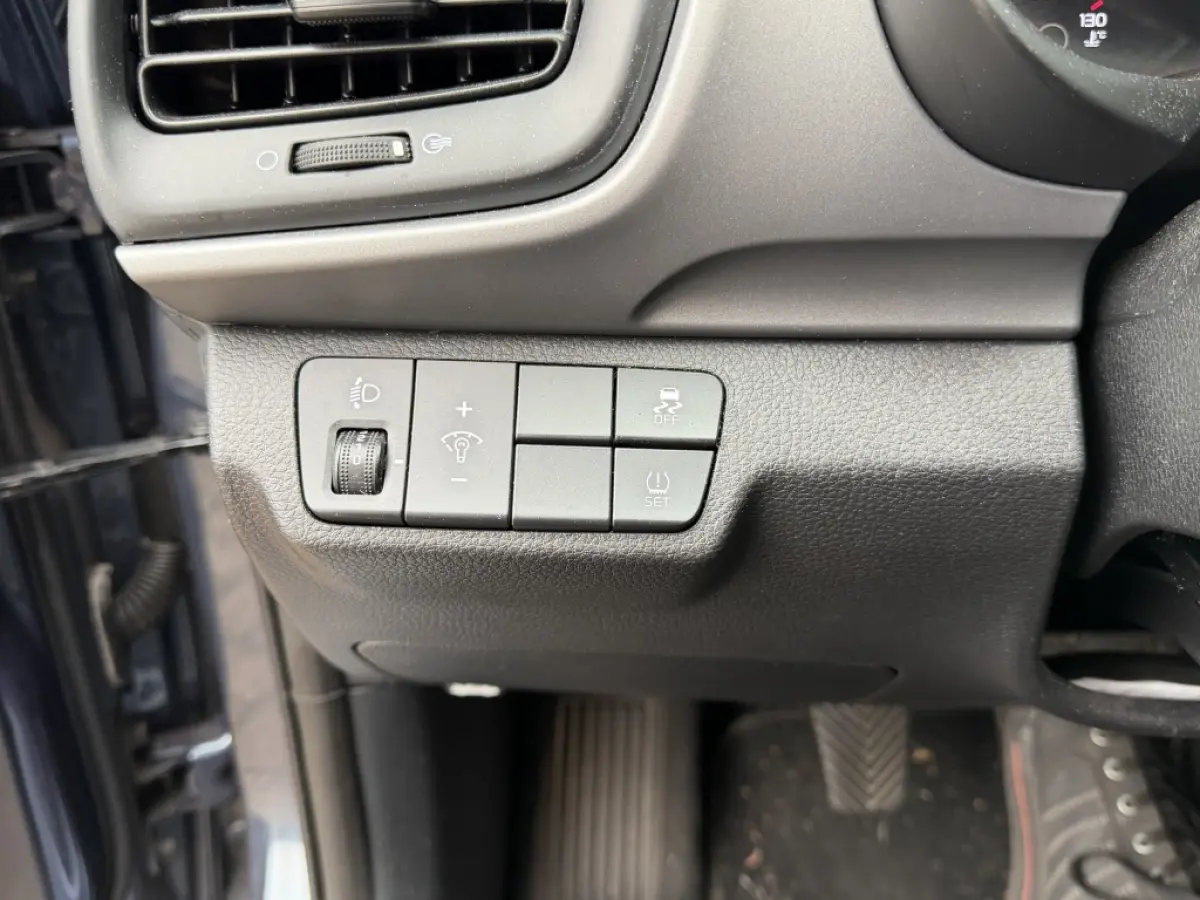 Stonic 1.0 T-GDi Dyn.Line | Airco | Cruise | Carplay | Camera achter