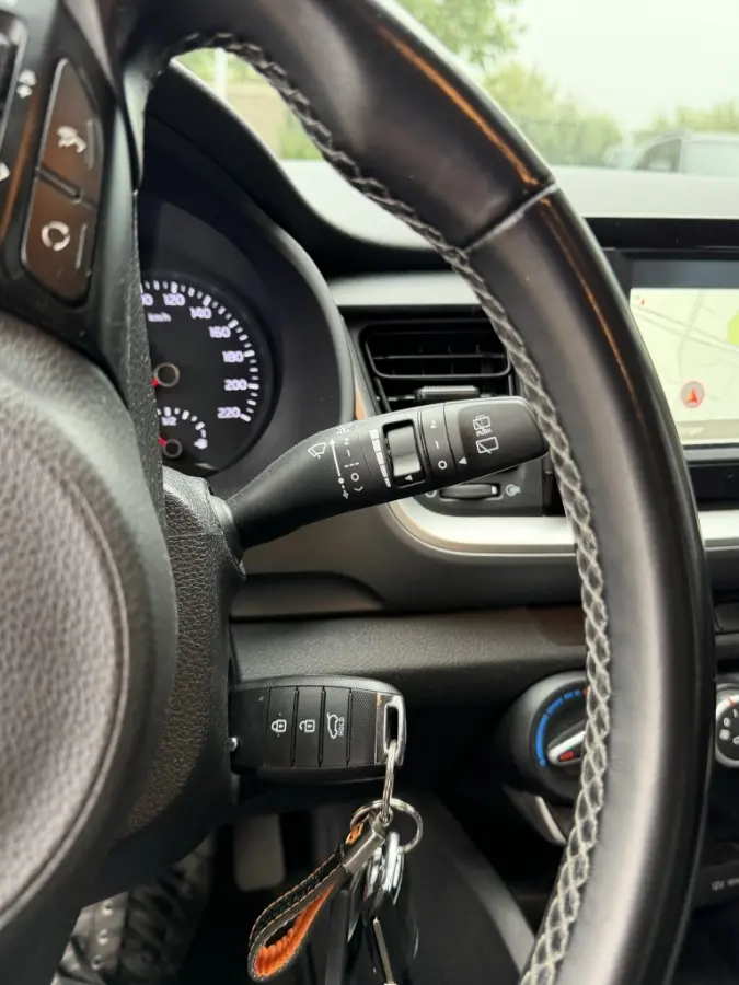 Stonic 1.0 T-GDi Dyn.Line | Airco | Cruise | Carplay | Camera achter