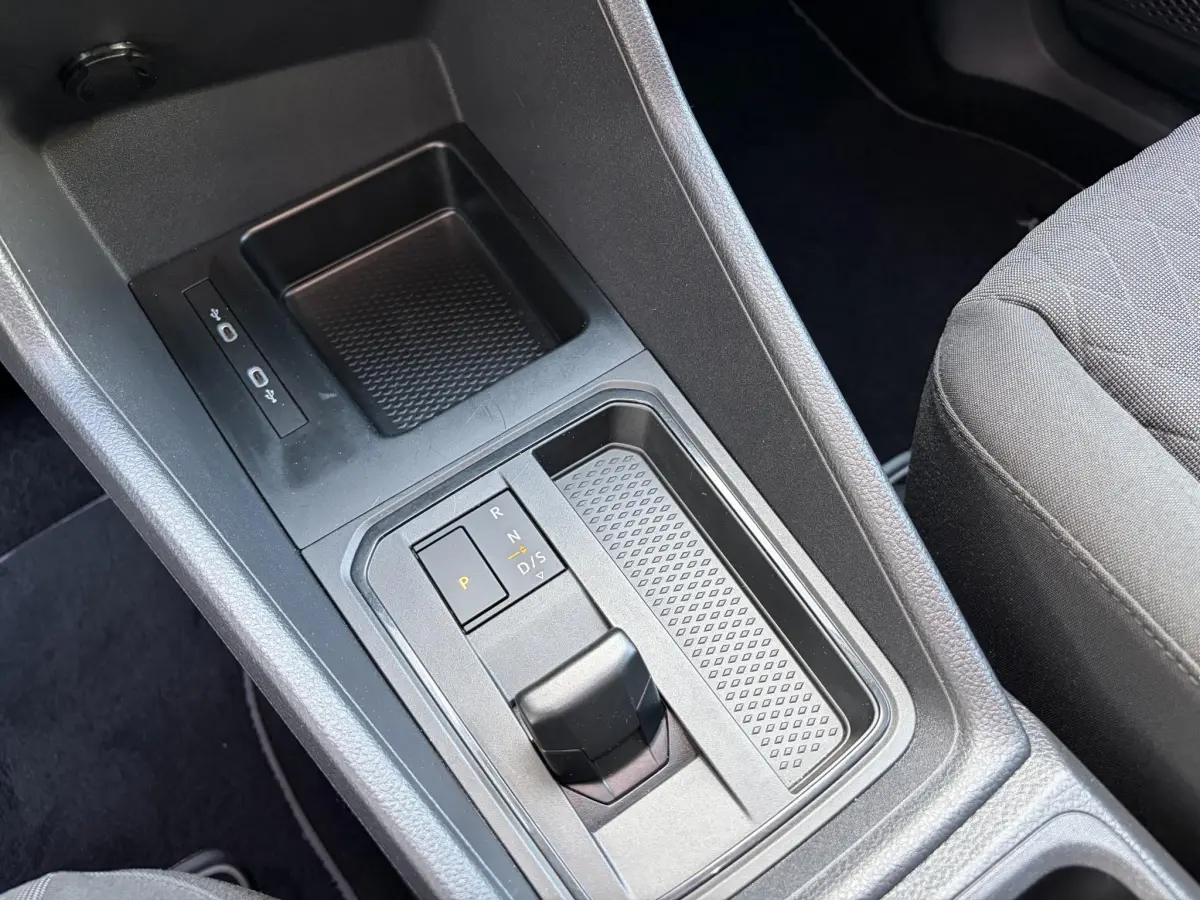 Caddy 1.5 TSI 5p | Stoelverwarming | Parkeer sensoren | Rolstoel takel |