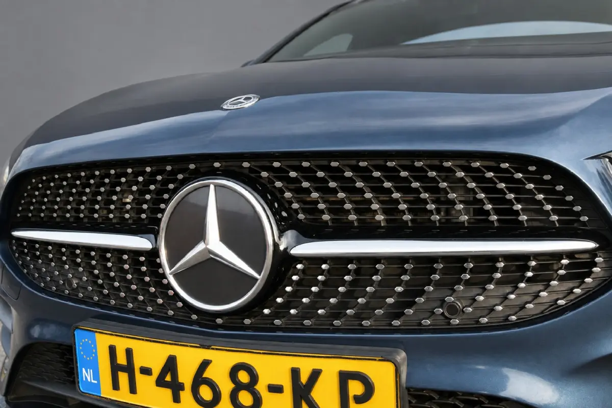 A-Klasse 180 Business Solution AMG, Panorama dak, Allseason Banden