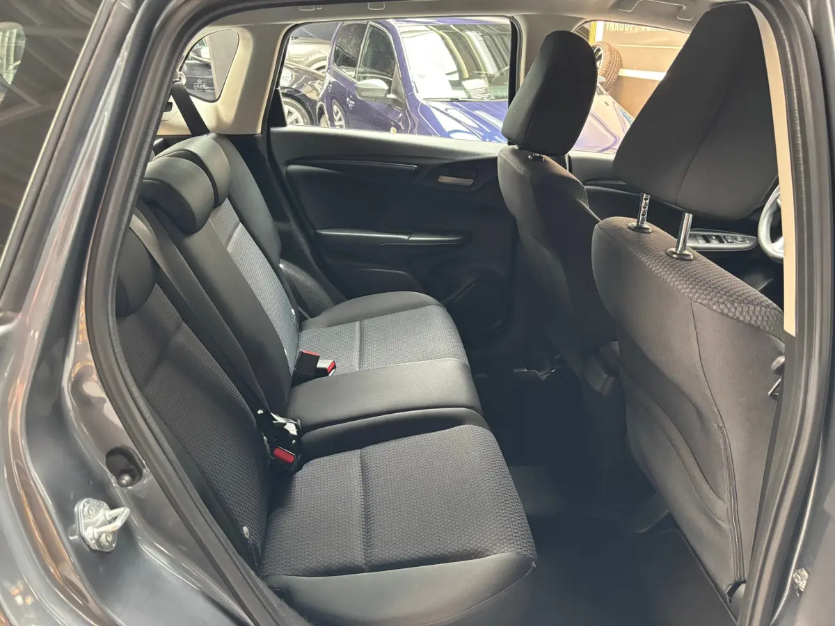 Jazz 1.3 i-VTEC Comfort / Airco / Trekhaak