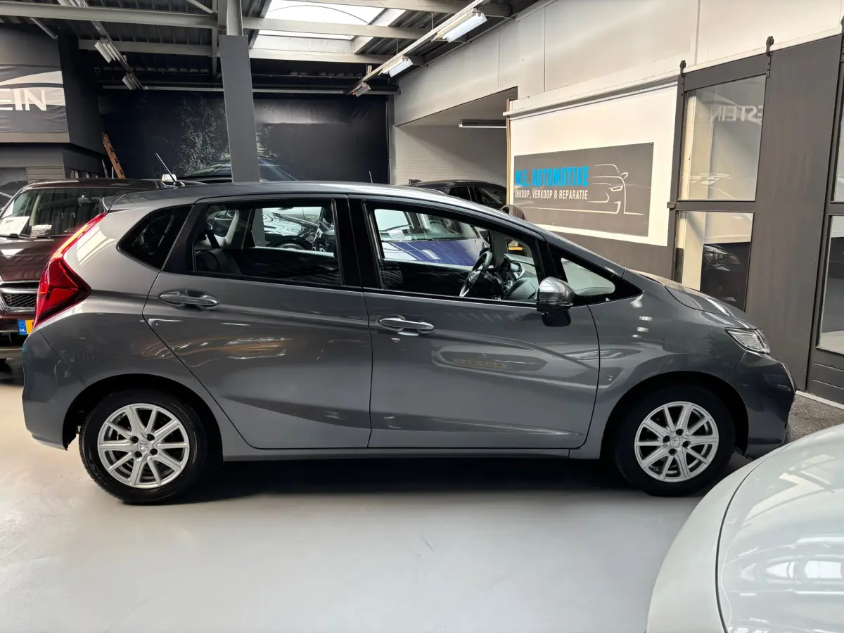 Jazz 1.3 i-VTEC Comfort / Airco / Trekhaak