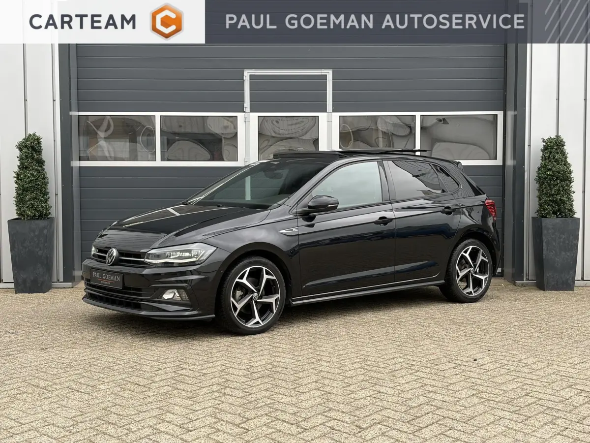 Polo 1.5 TSI Highline Business 3x R-Line | Pano | CarPlay | Keyless | Camera | LED | Parkeer sensoren |