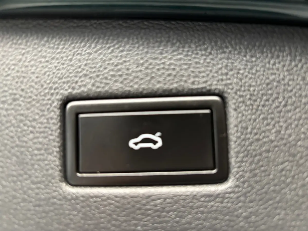 Tiguan 1.4 TSI Connected Series / Navi /Virtual