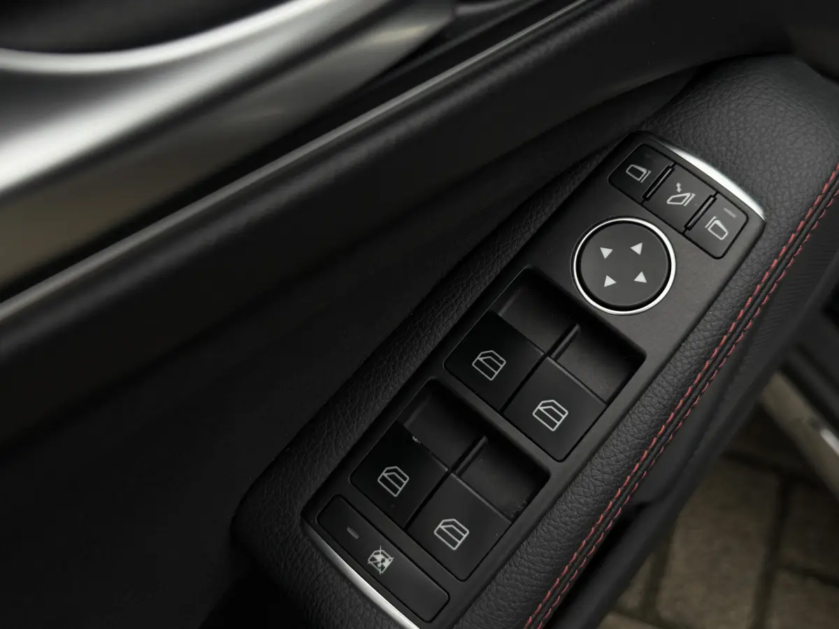 GLA 250 4Matic Premium I Aut. I AMG I Pano.dak I Camera