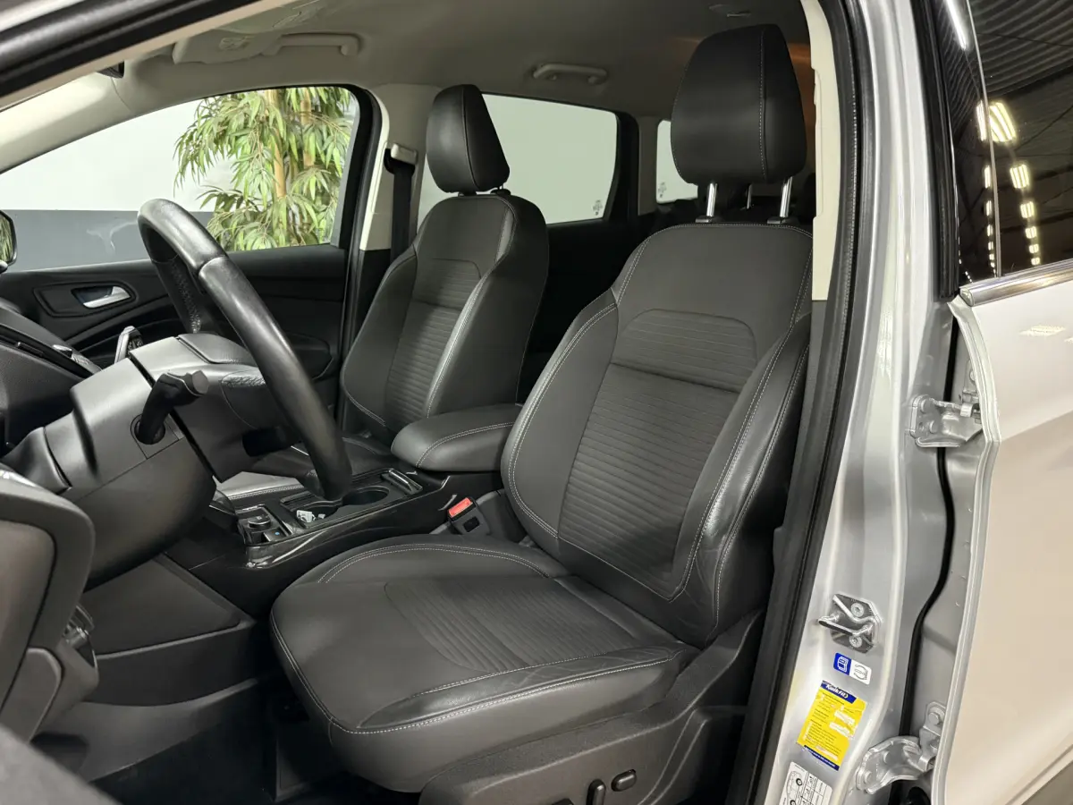 Kuga 1.5 EcoBoost Titanium // Camera // Cruise Vekocht!!!