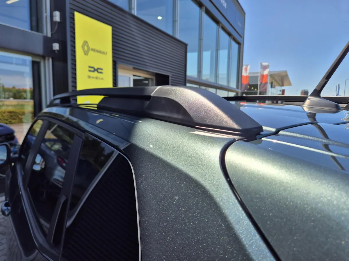 Duster 1.6 Hybrid 140 Journey Camera, Climate Control, Apple/Android Auto