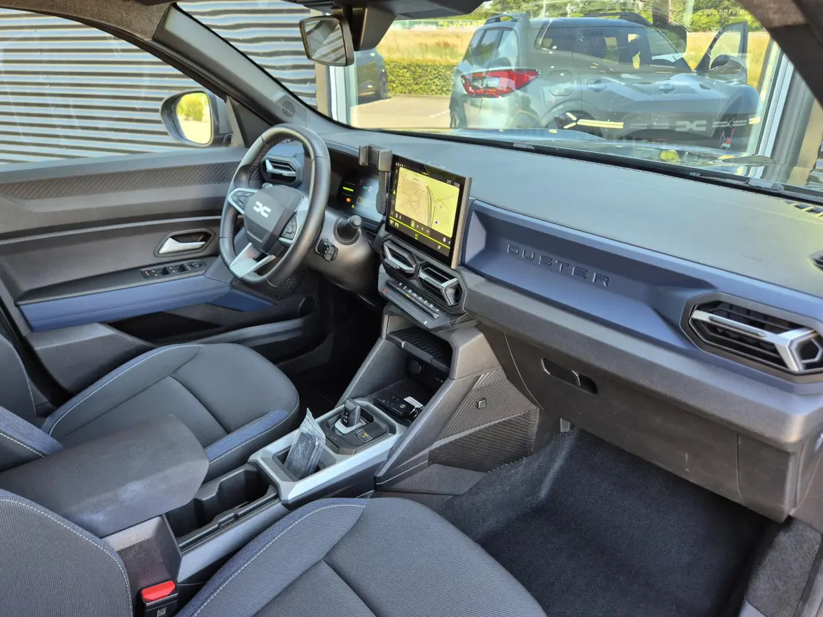 Duster 1.6 Hybrid 140 Journey Camera, Climate Control, Apple/Android Auto