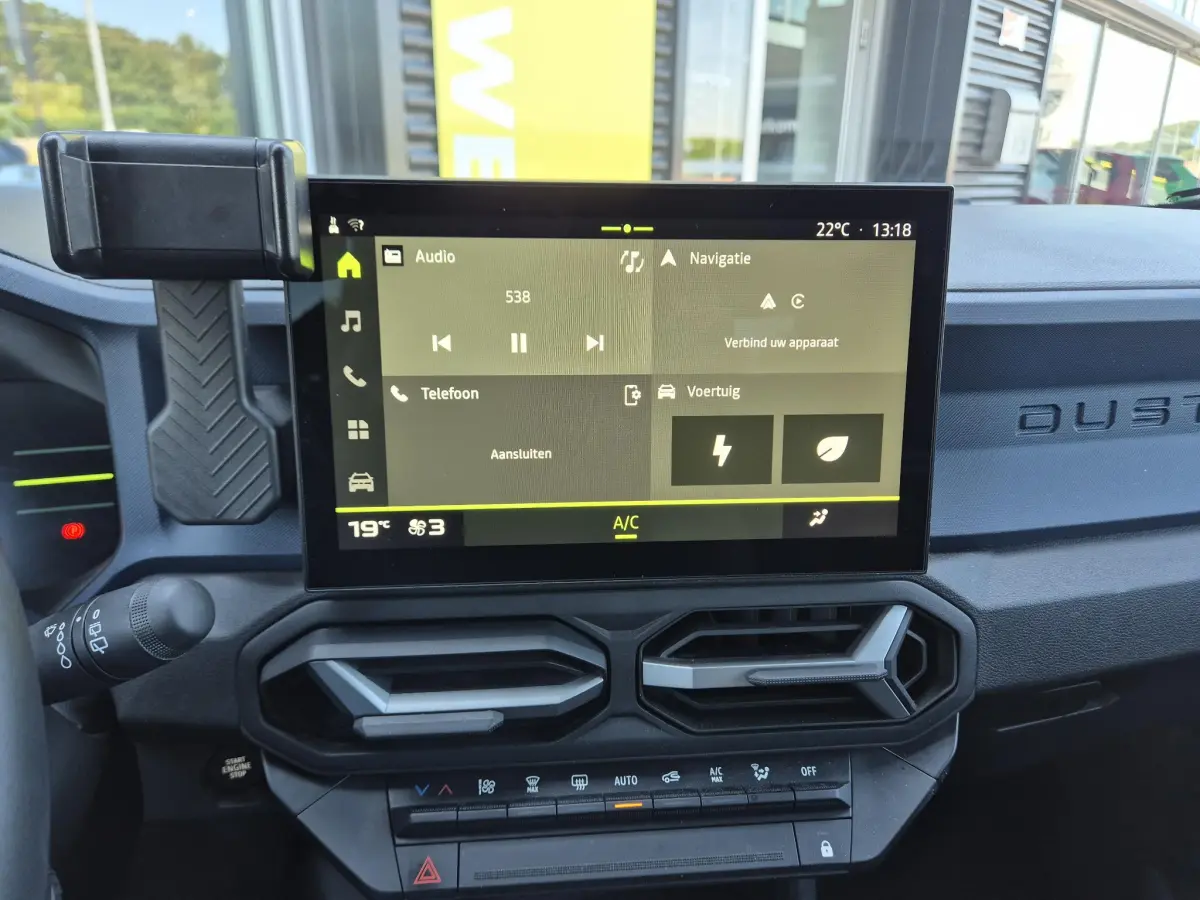 Duster 1.6 Hybrid 140 Journey Camera, Climate Control, Apple/Android Auto