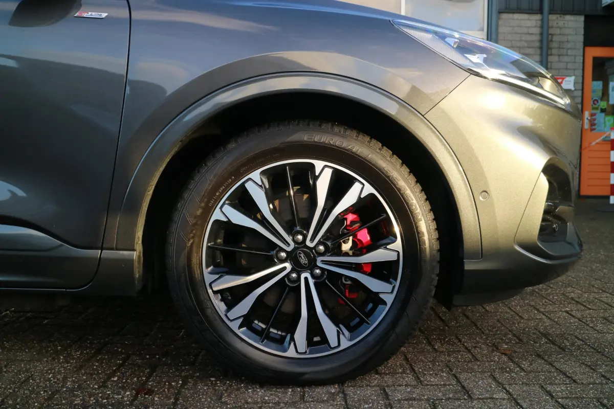 Kuga 2.5 PHEV ST-Line X | SOH 85 % | Camera | Compleet! |