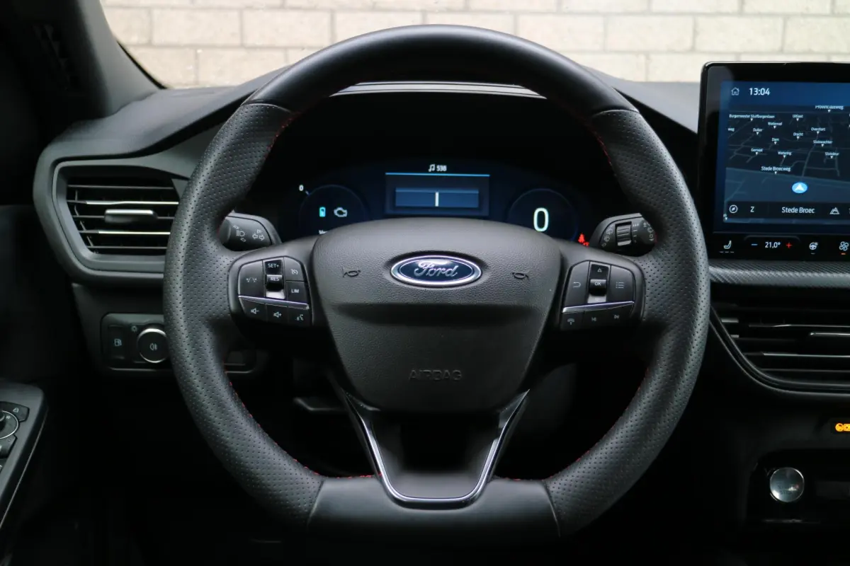Kuga 2.5 PHEV ST-Line | SOH 93 % | Camera | Trekhaak! |