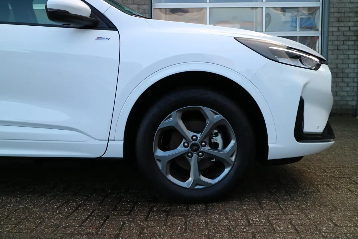 Kuga 2.5 PHEV ST-Line | SOH 93 % | Camera | Trekhaak! |