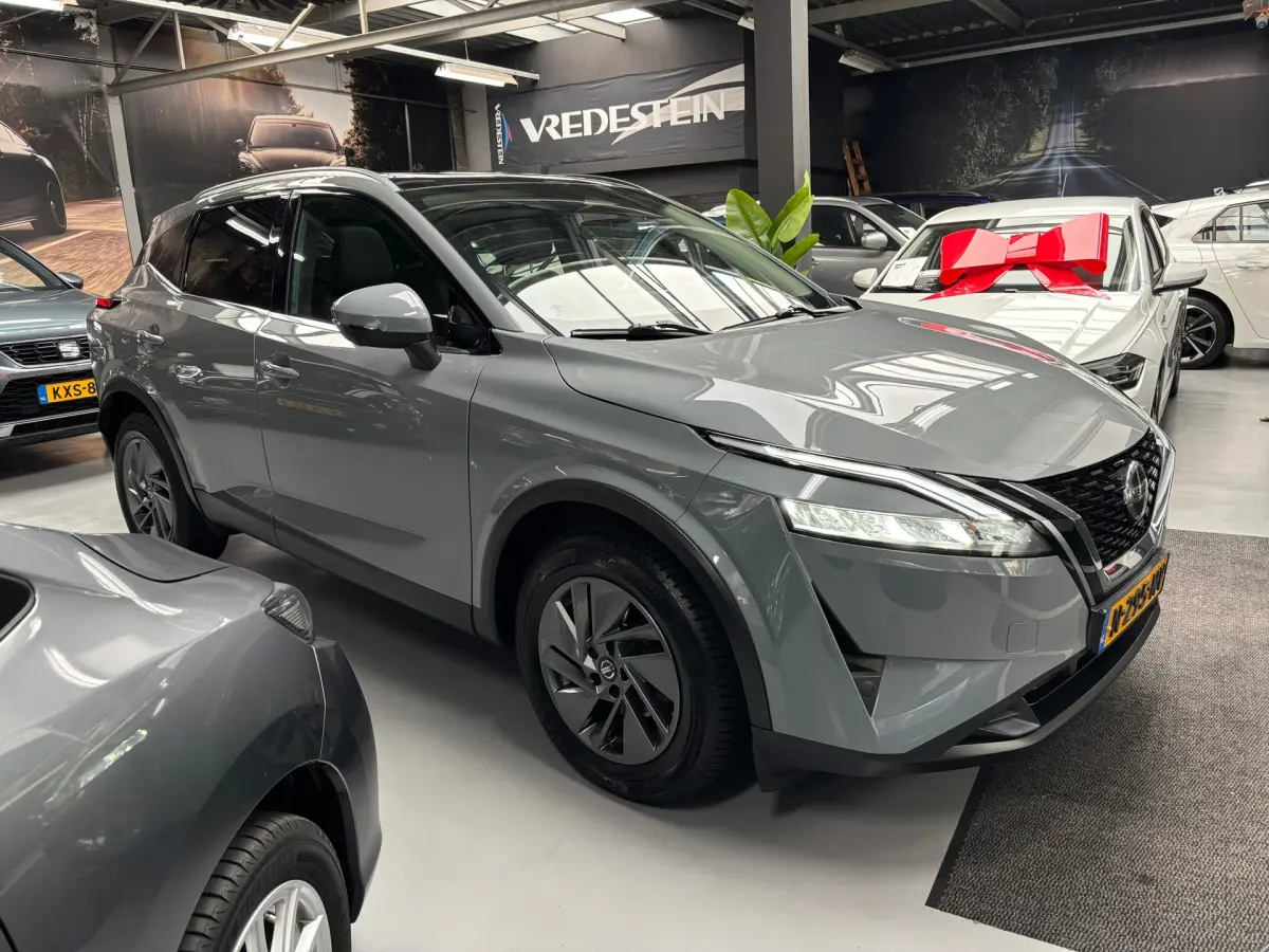 QASHQAI 1.3 MHEV Acenta / Camera /Panorama Dak / Trekhaak
