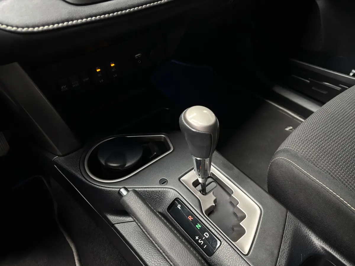 RAV4 2.5 Hybrid AWD Style / Camera / Trekhaak