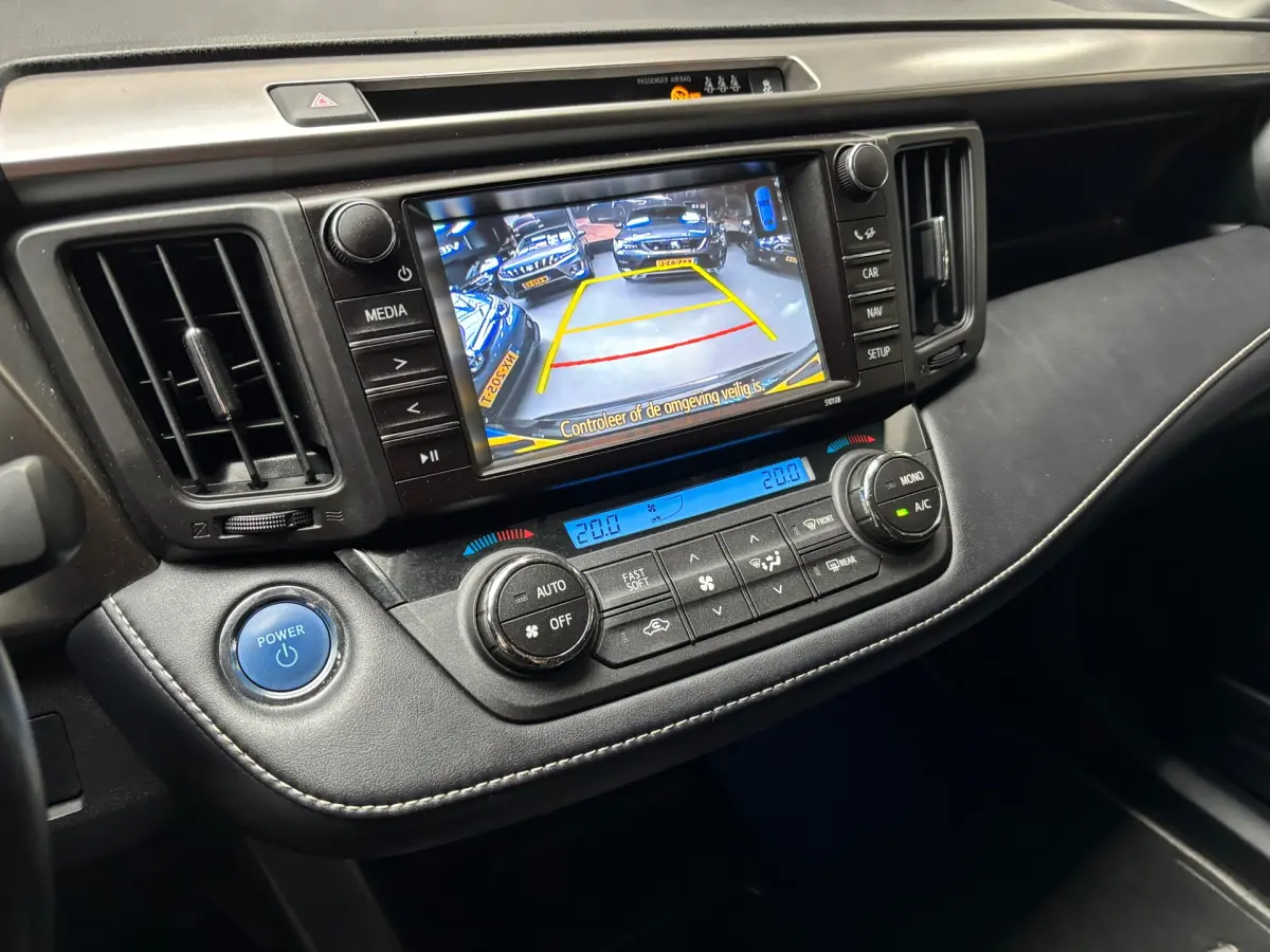 RAV4 2.5 Hybrid AWD Style / Camera / Trekhaak