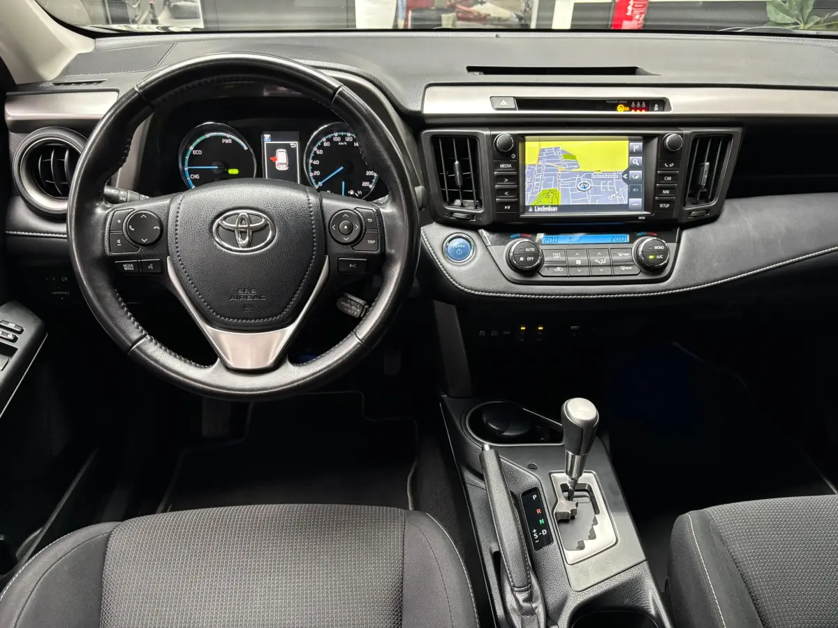 RAV4 2.5 Hybrid AWD Style / Camera / Trekhaak