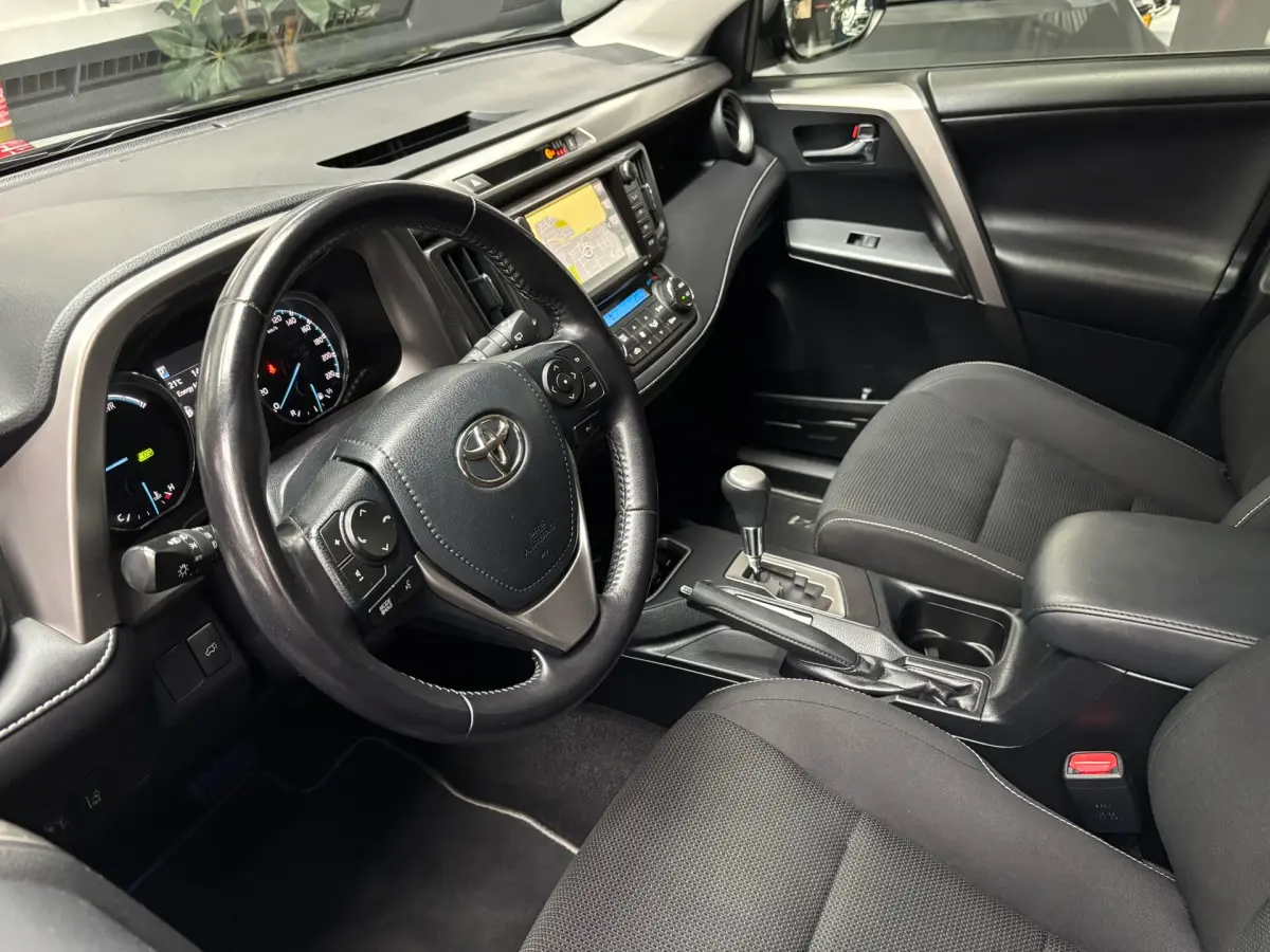 RAV4 2.5 Hybrid AWD Style / Camera / Trekhaak