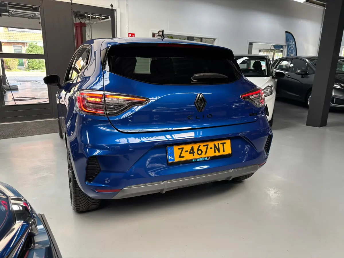 Clio 1.6 E-Tech Full Hybrid 145 esprit Alpine / Camera / Navi