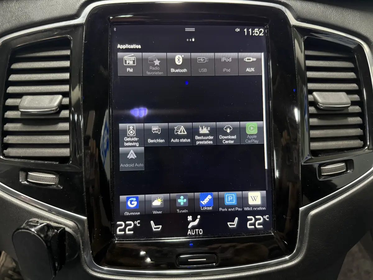 XC90 2.0 T8 Twin Engine AWD Inscription // 7 Pers // B&W // 22 inch!