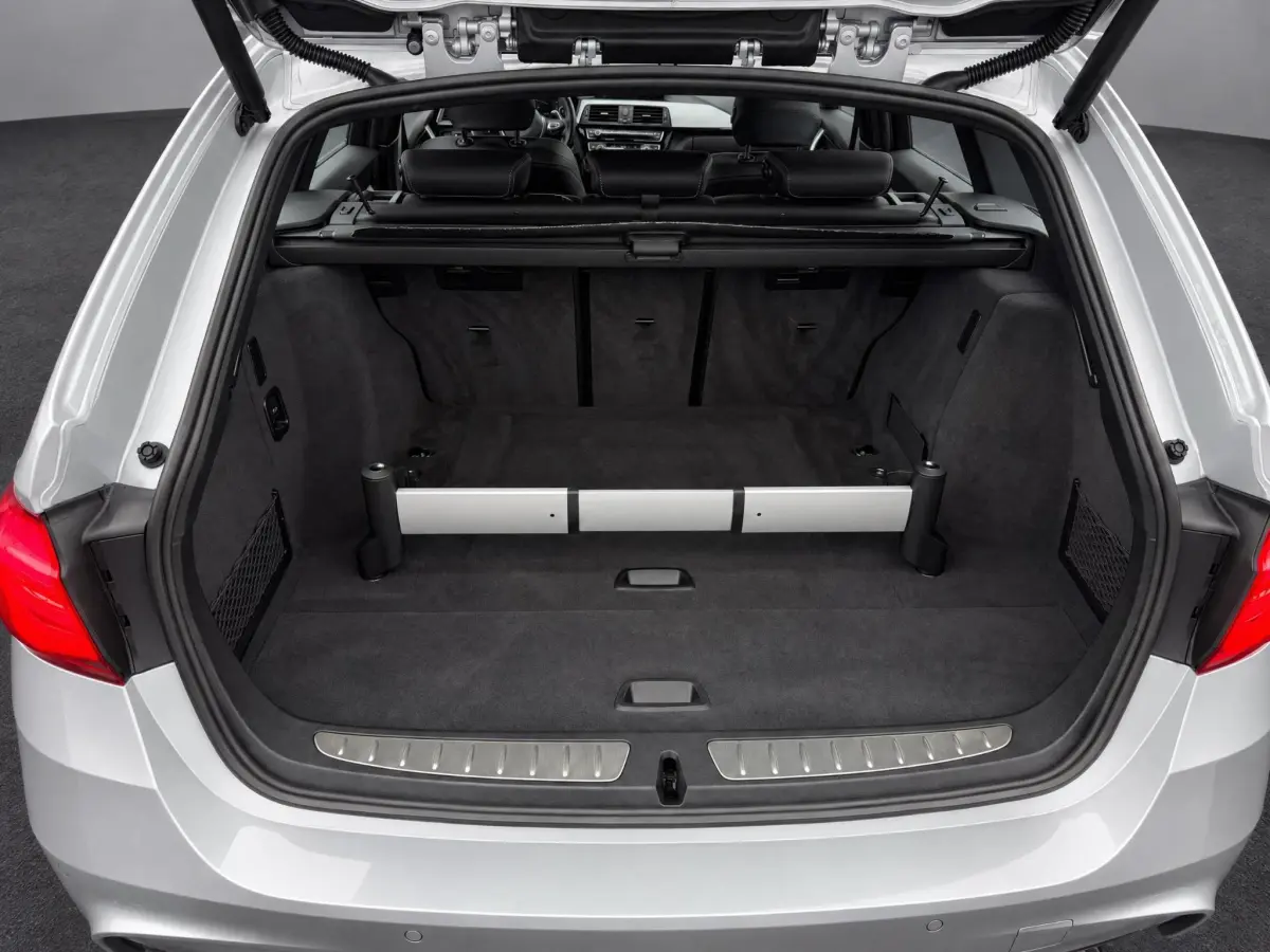 3 Serie Touring 325d M Sport NAVI/KEYLESS/HARMAN/KARDON