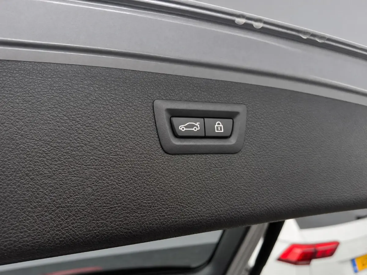 3 Serie Touring 325d M Sport NAVI/KEYLESS/HARMAN/KARDON