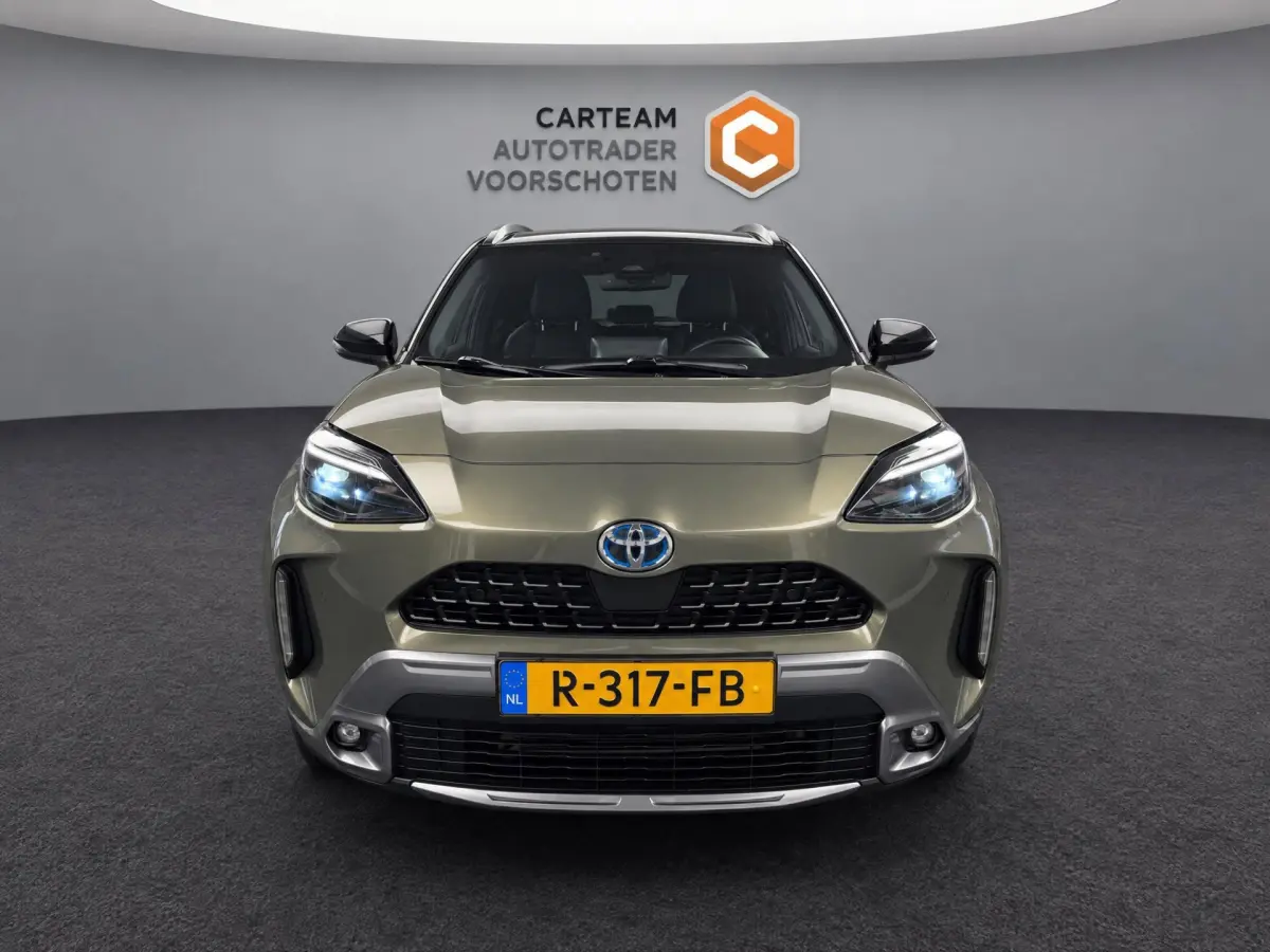 Yaris Cross 1.5 Hybrid Adventure |HUD|NAP|