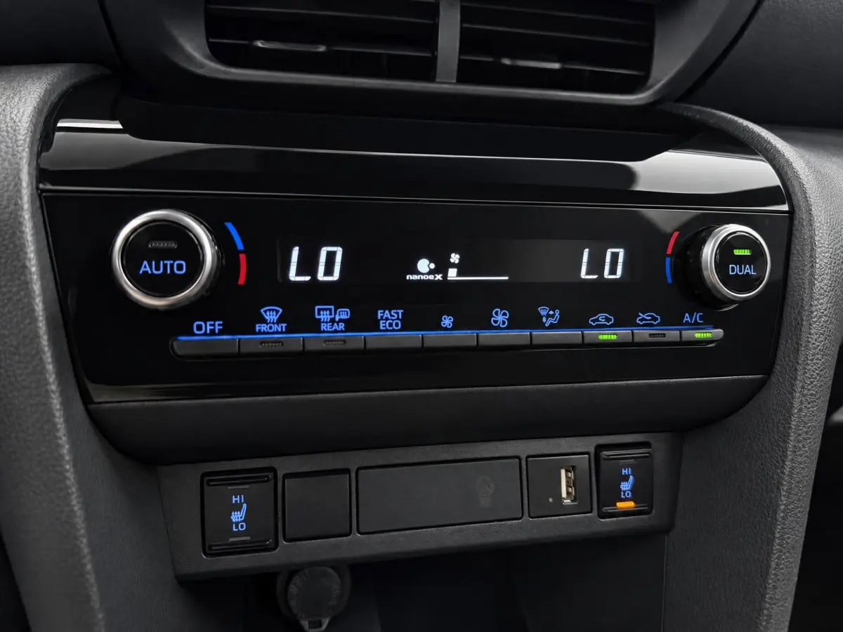 Yaris Cross 1.5 Hybrid Adventure |HUD|NAP|