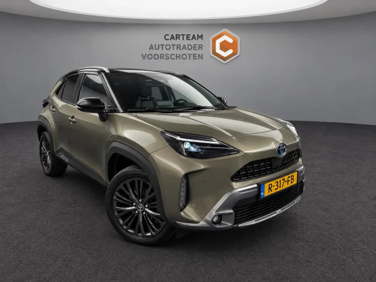 Yaris Cross 1.5 Hybrid Adventure |HUD|NAP|