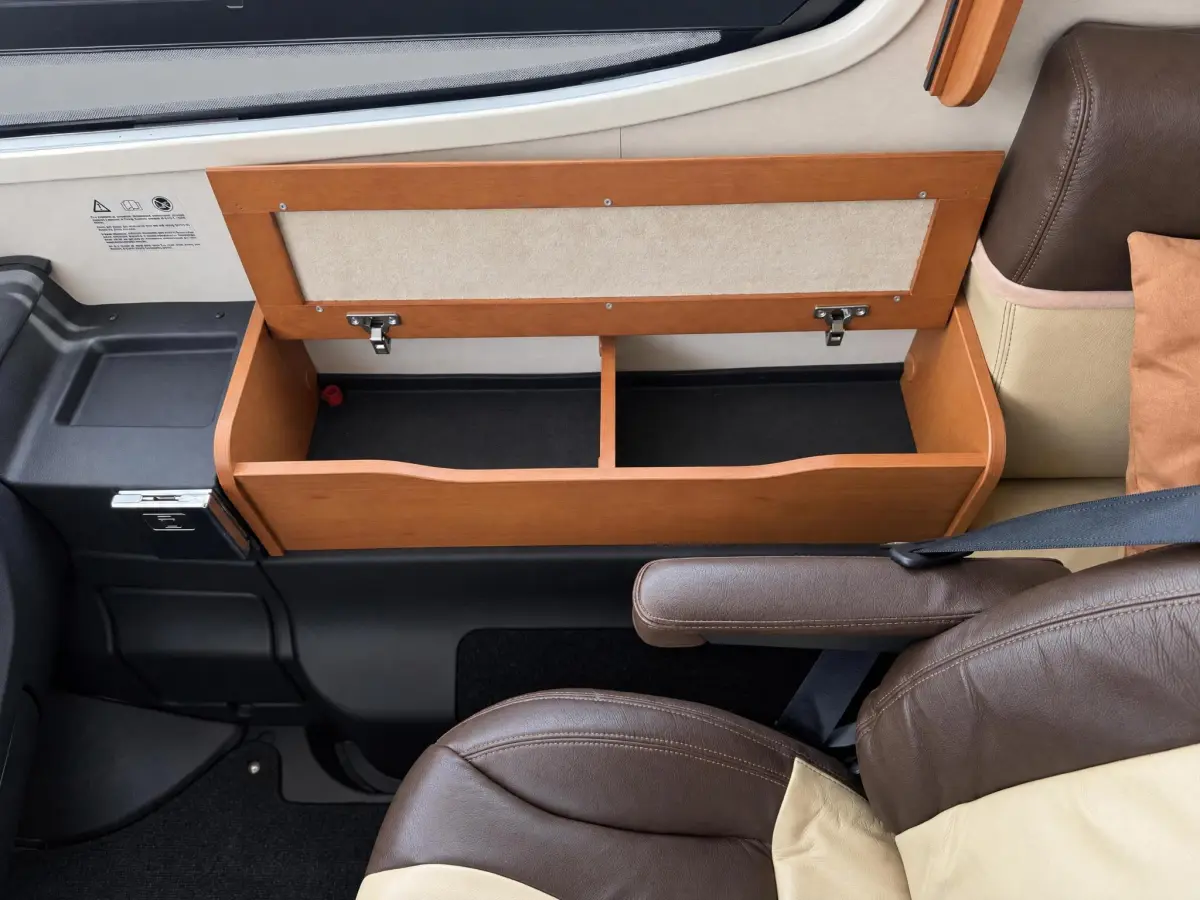 Ducato Rapido 9090 DF 2.3 35 design AL-KO chassis dubbele bodum
