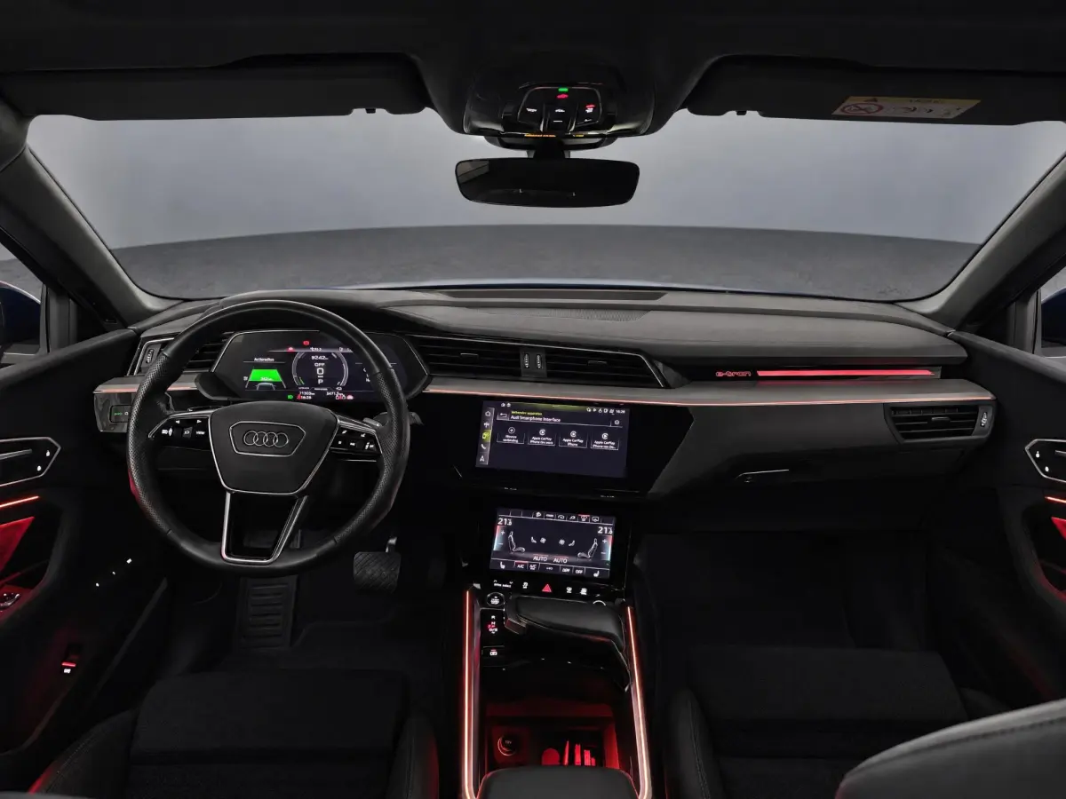 e-tron Sportback 55 quattro S LINE 3X 95 kWh 360/PANO/KEYLESS/B&O