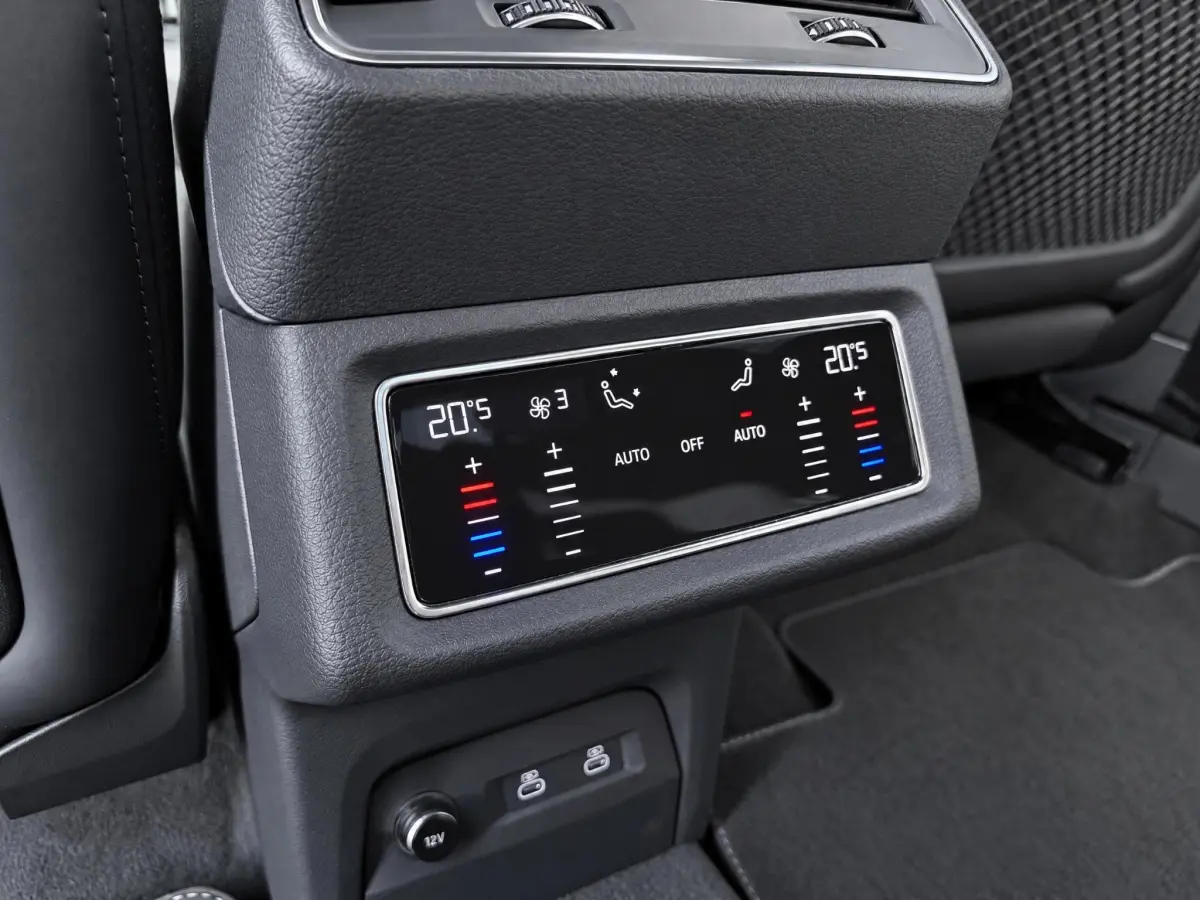e-tron Sportback 55 quattro S LINE 3X 95 kWh 360/PANO/KEYLESS/B&O