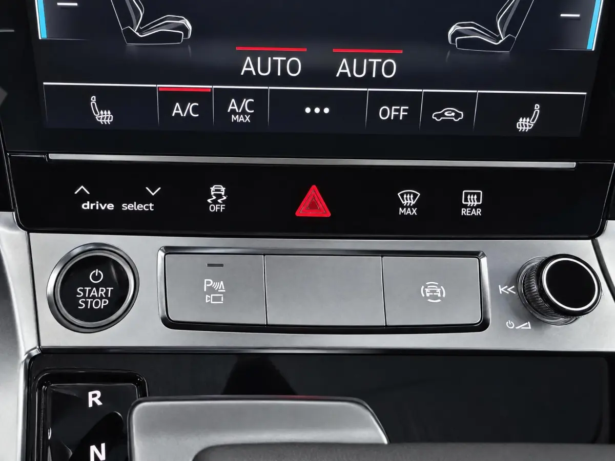 e-tron Sportback 55 quattro S LINE 3X 95 kWh 360/PANO/KEYLESS/B&O