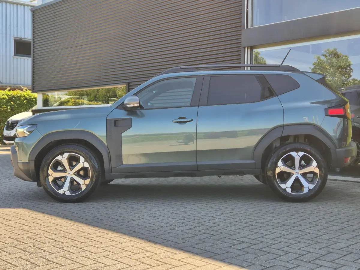Duster 1.6 Hybrid 140 Journey Camera, Climate Control, Apple/Android Auto