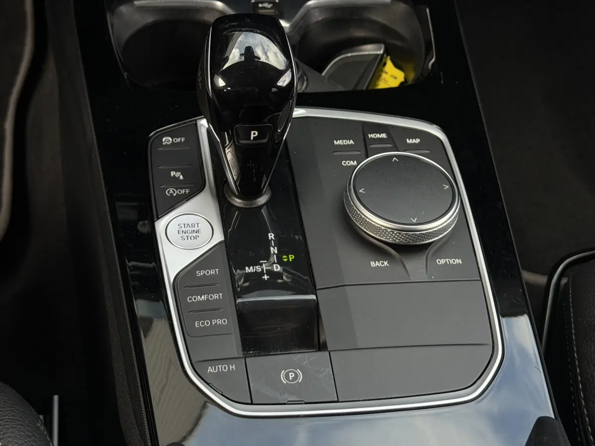 1 Serie 118i Business Edition I Aut. I Sport-Line I Clima I Carplay