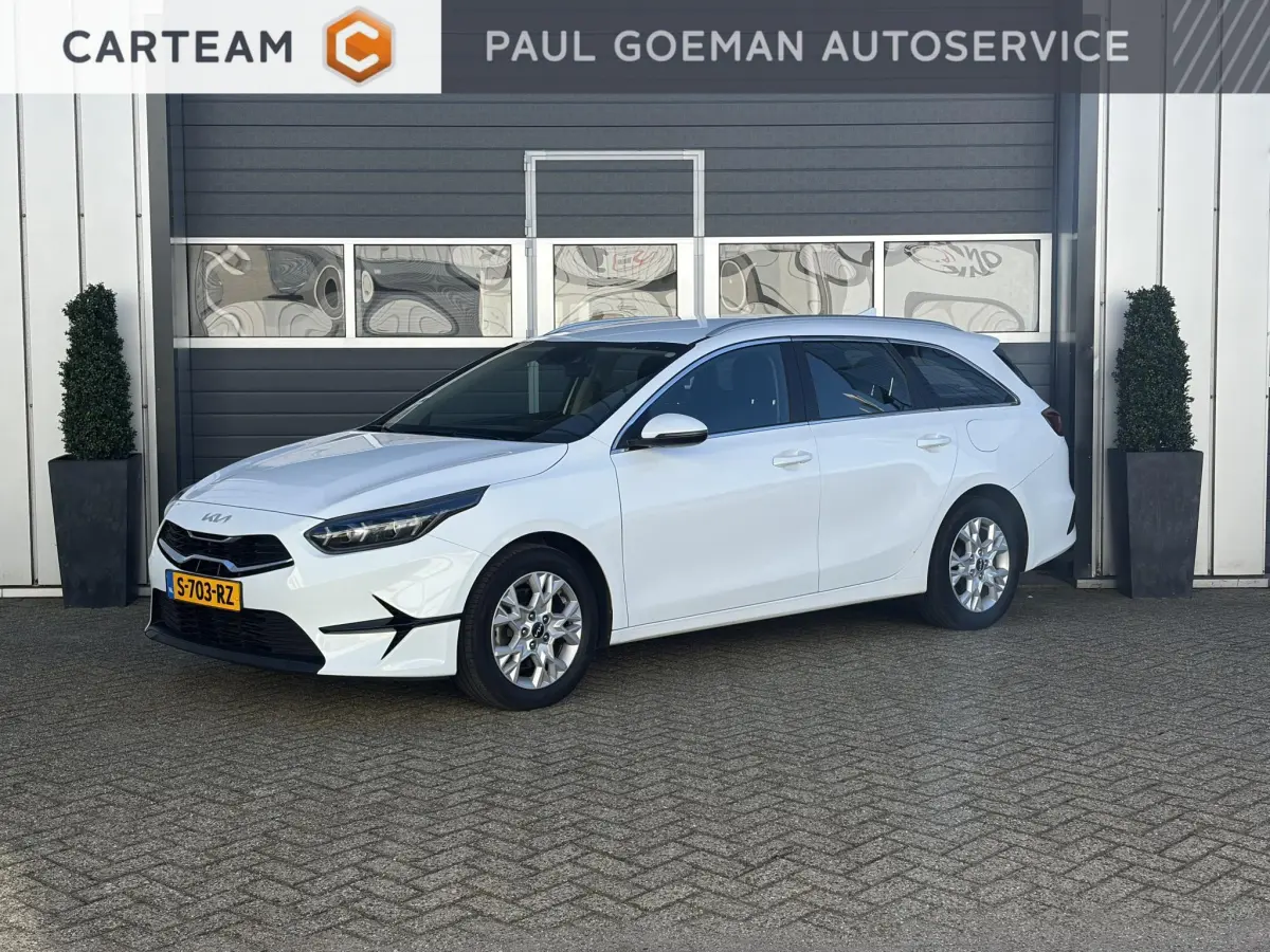 Ceed Sportswagon 1.5 T-GDi MHEV DynamicLine | LED | Camera | Navi | Dealer onderhouden | Climate |