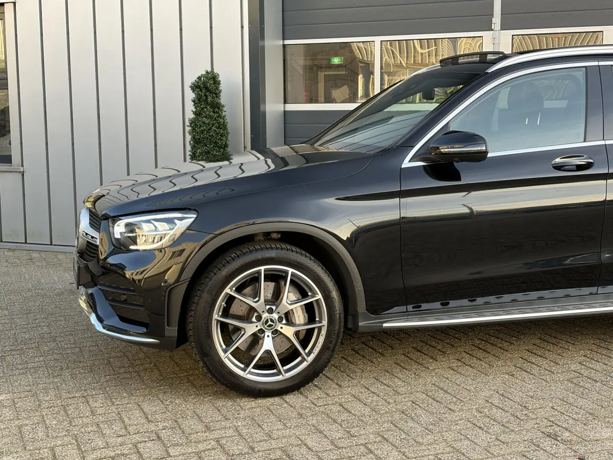 GLC 300de 4MATIC AMG Line | Head-Up | Pano | Sfeer | Elek stoelen | Trekhaak |