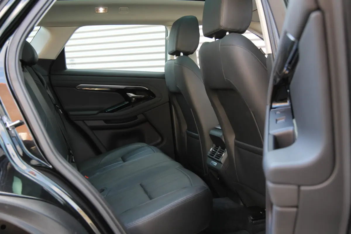 Range Rover Evoque 2.0 P250 AWD SE I Aut. I Leder I Pano.dak I Carplay