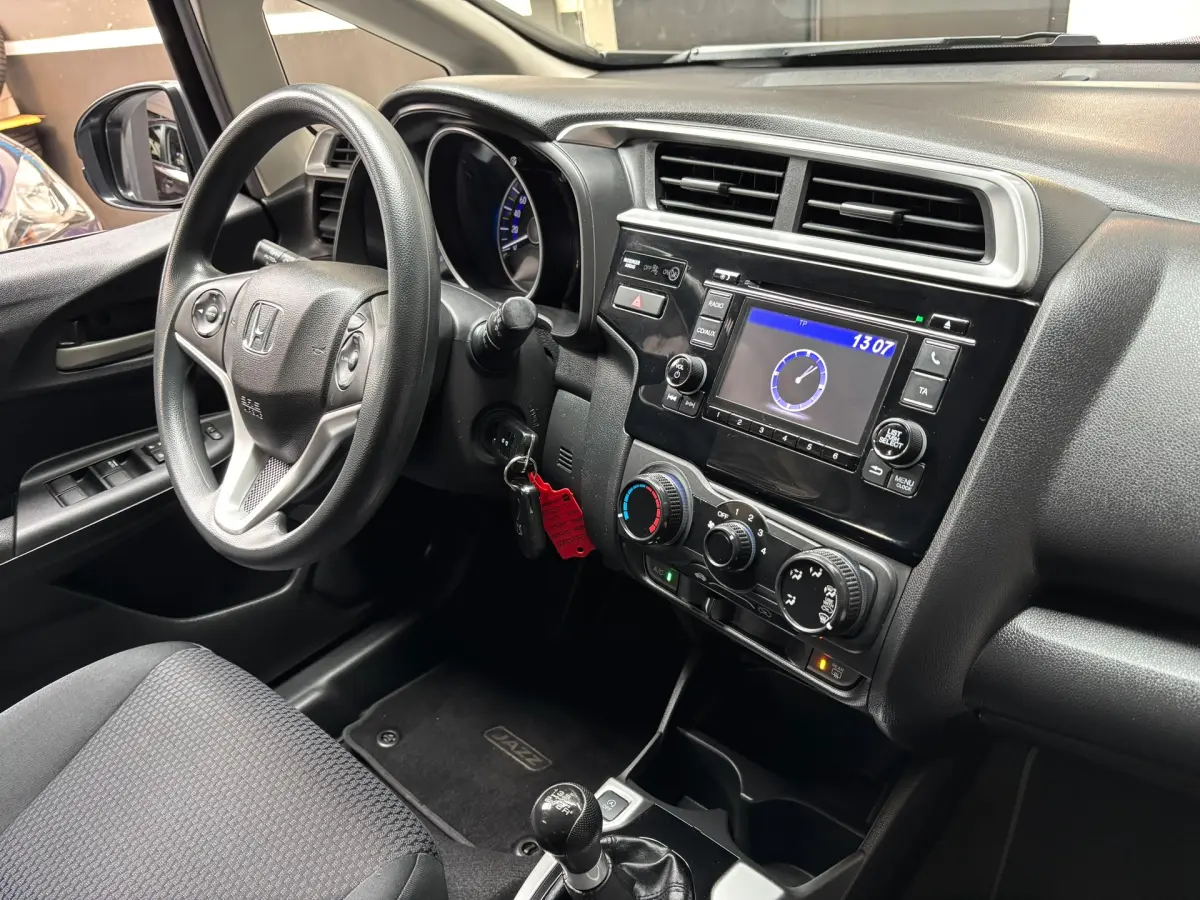 Jazz 1.3 i-VTEC Comfort / Airco / Trekhaak