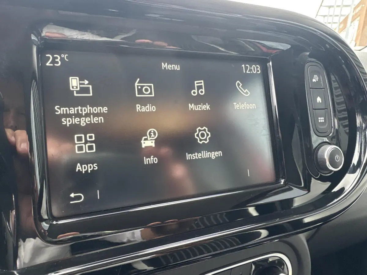 Twingo 1.0 SCe Intens Climate Control, Cruise Control, Android/Apple Auto, P-sensoren
