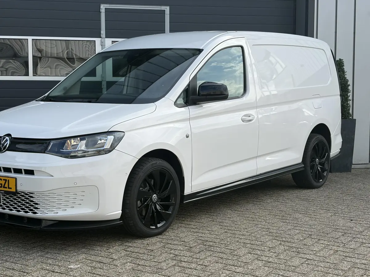 Caddy Cargo Maxi 2.0 TDI Style | Maxton | Stoel verwarming | Camera | Sensoren | CarPlay |
