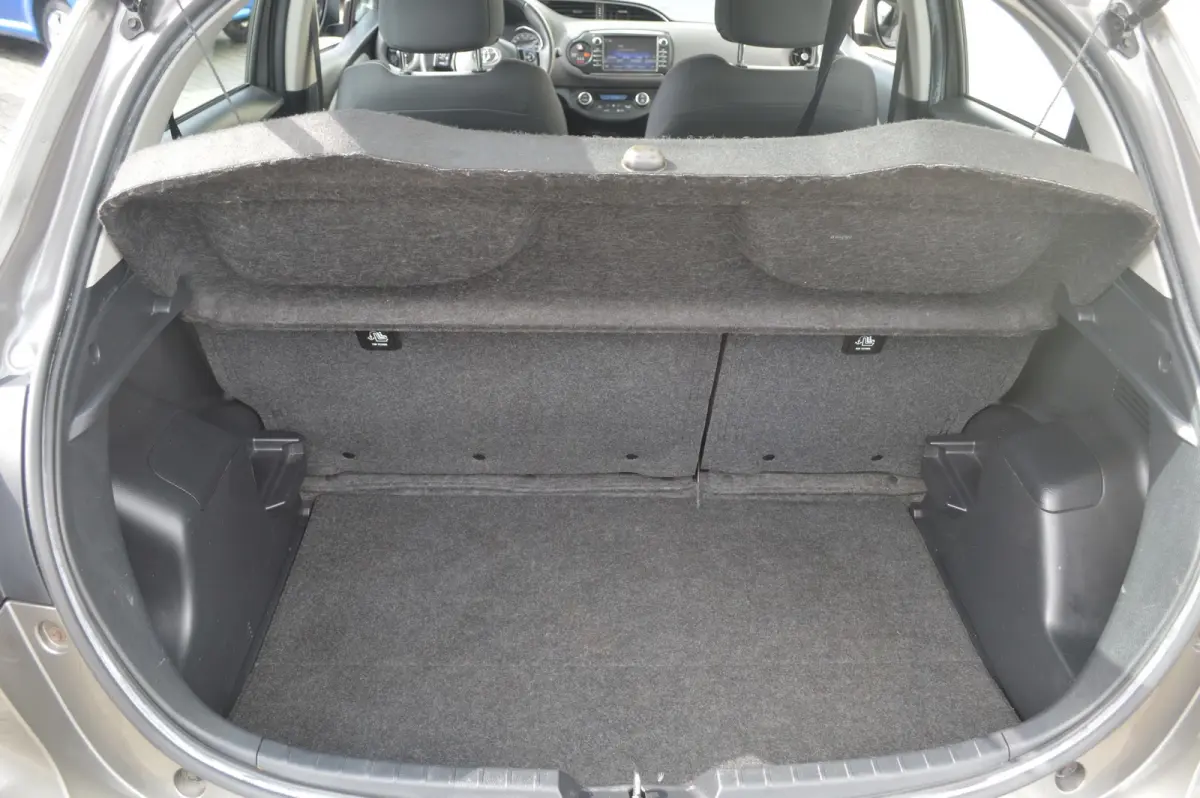 Yaris 1.5 Hybrid Aspiration Automaat / 1e eigenaar / BOVAG RIJKLAARPRIJS