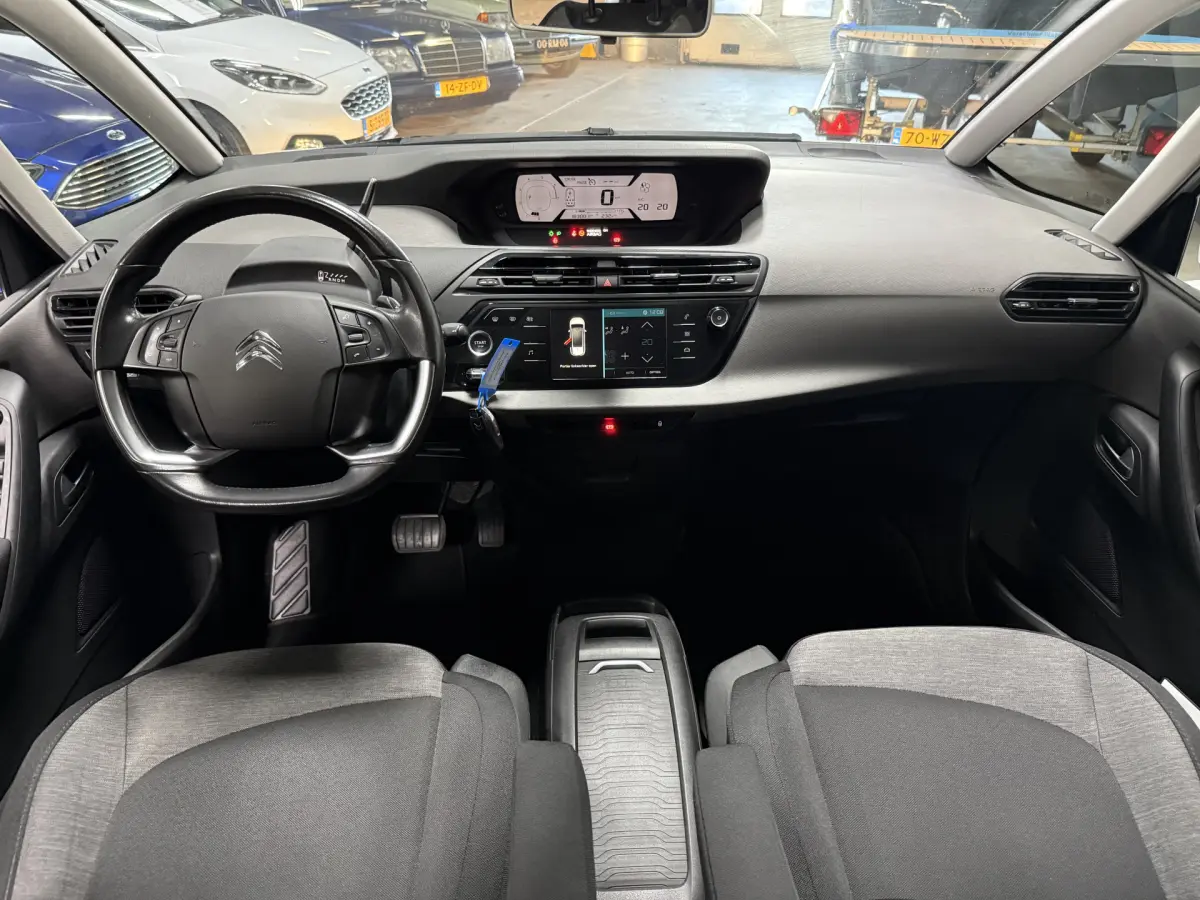 Grand C4 Picasso 1.2 PureTech Live // 7 pers. // Autom // Cruise