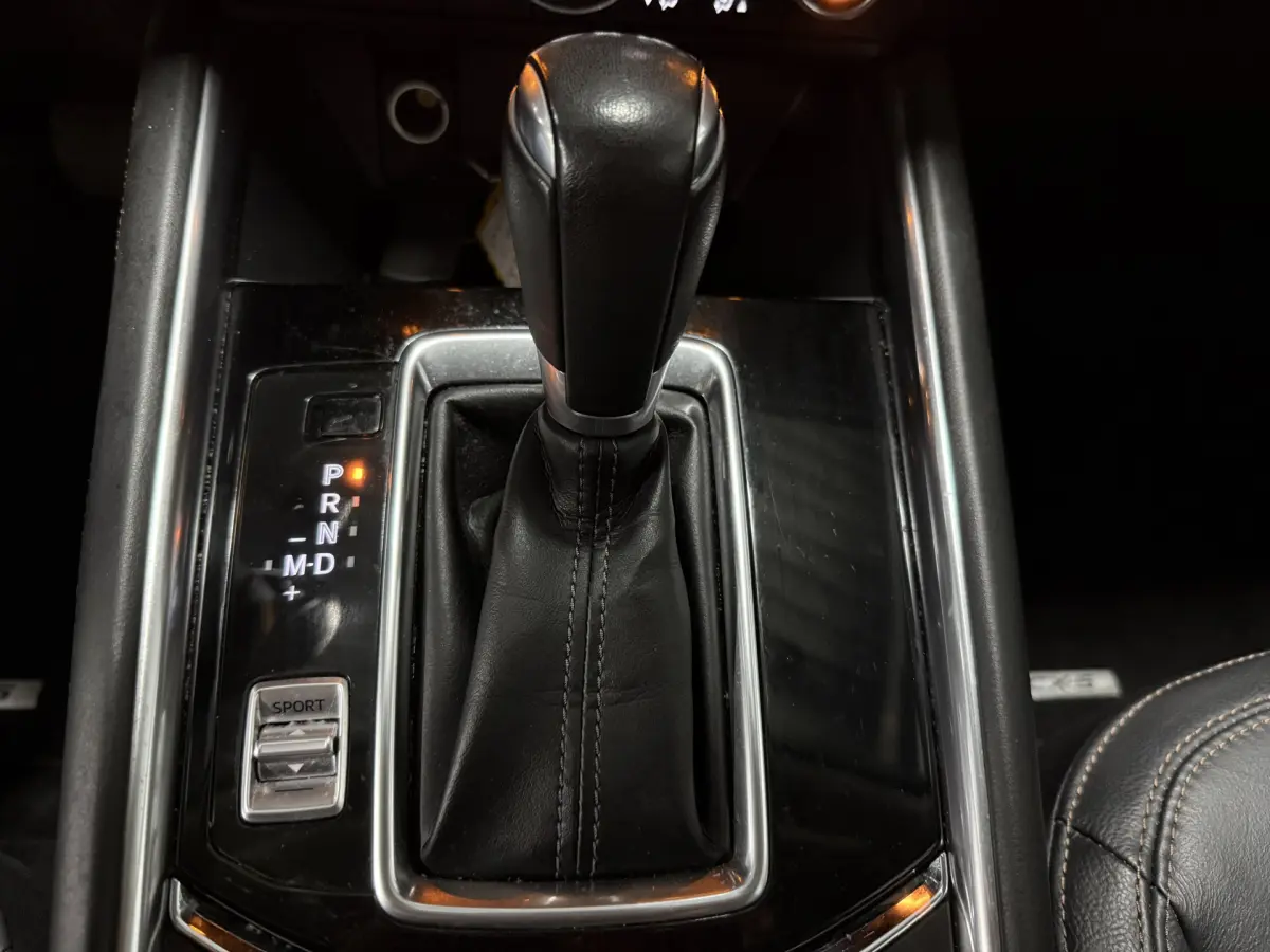 CX-5 2.0 SkyActiv-G 165 Skylease Luxury // Bose // Leer // Head-up