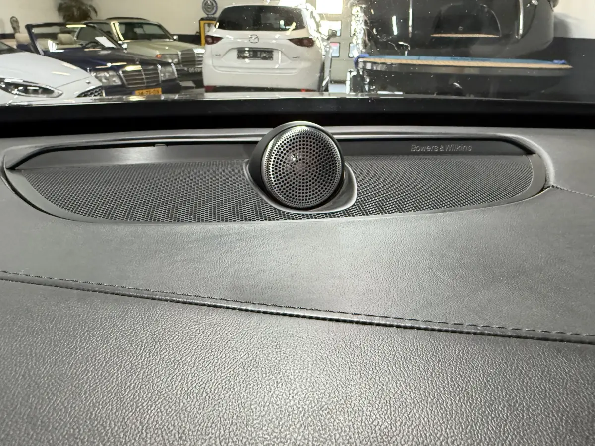 XC90 2.0 T8 Twin Engine AWD Inscription // 7 Pers // B&W // 22 inch!
