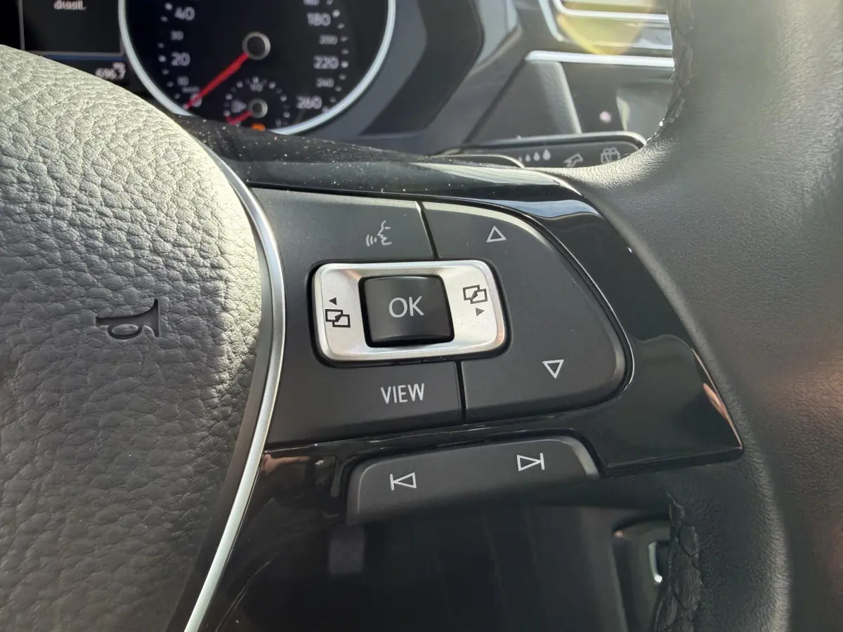 Tiguan ACT Highline | Alcantara | Keyless Entry/Start | Adaptive Cruise | Elec. Achterklep |