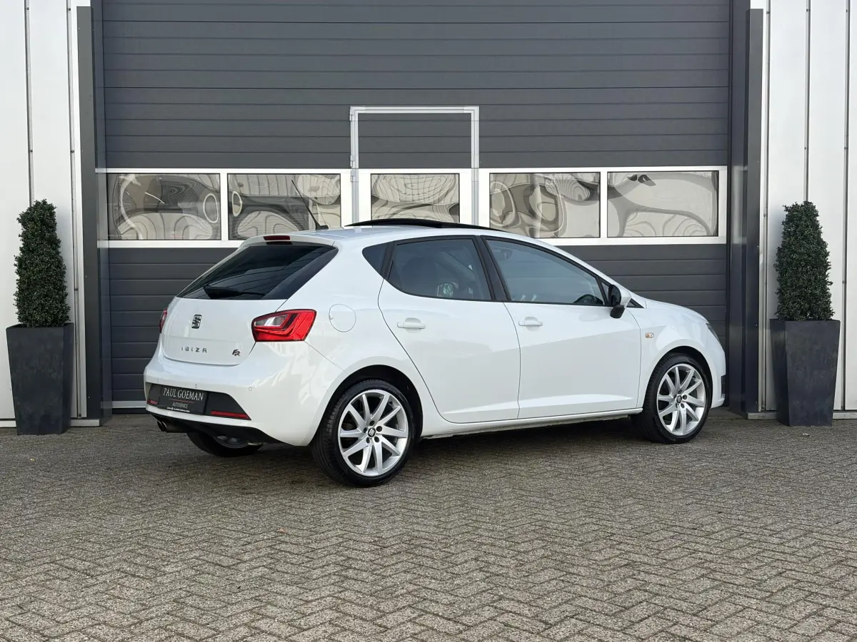 Ibiza 1.0 EcoTSI FR Connect | Pano | Alcantara | Stoelverwarming | Xenon |