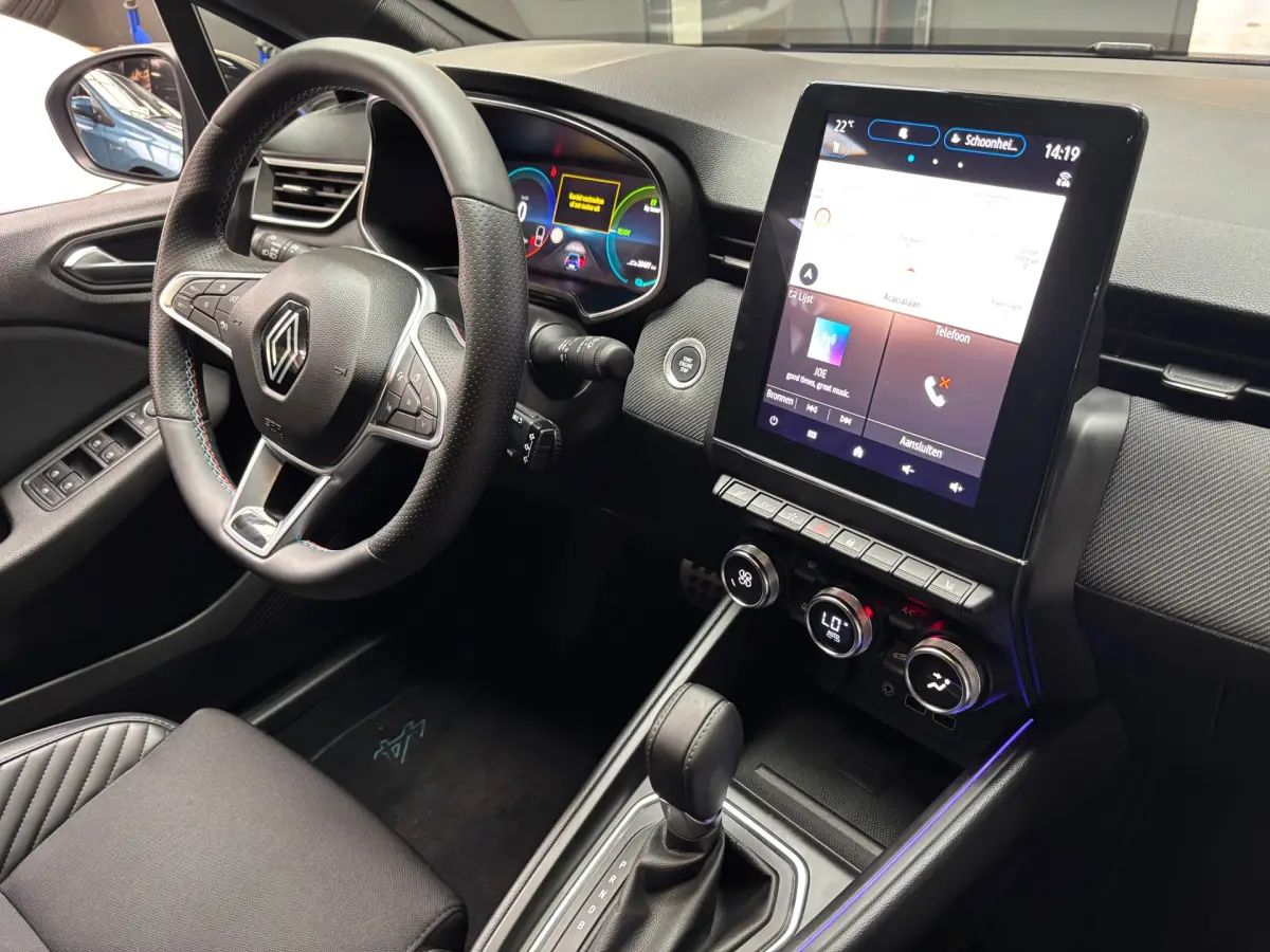 Clio 1.6 E-Tech Full Hybrid 145 esprit Alpine / Camera / Navi