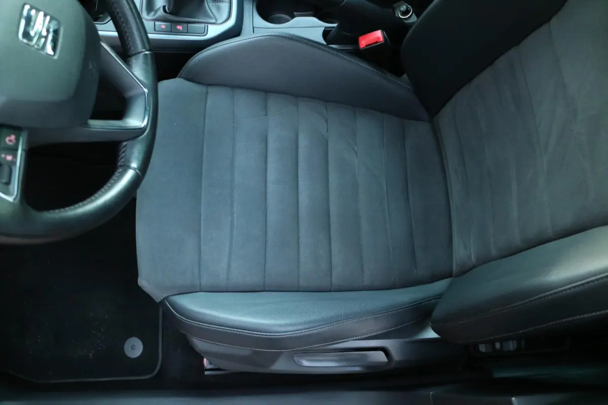 Arona 1.0 TSI Xcellence | Carplay | Camera | Trekhaak! |
