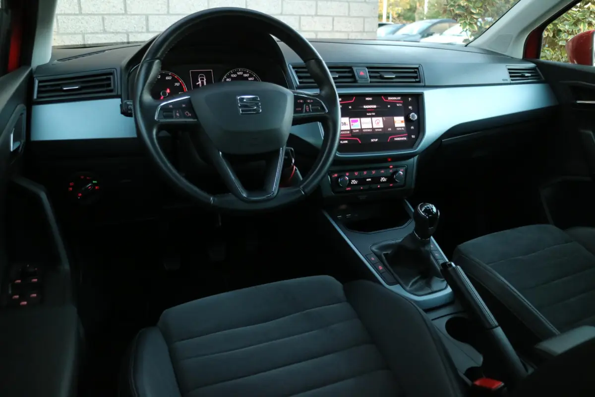 Arona 1.0 TSI Xcellence | Carplay | Camera | Trekhaak! |